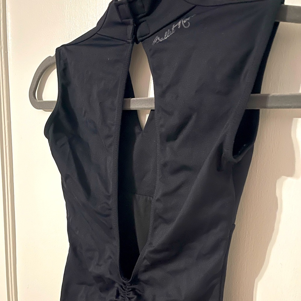 Ballet Rosa Angeles V Neck Leotard in Black